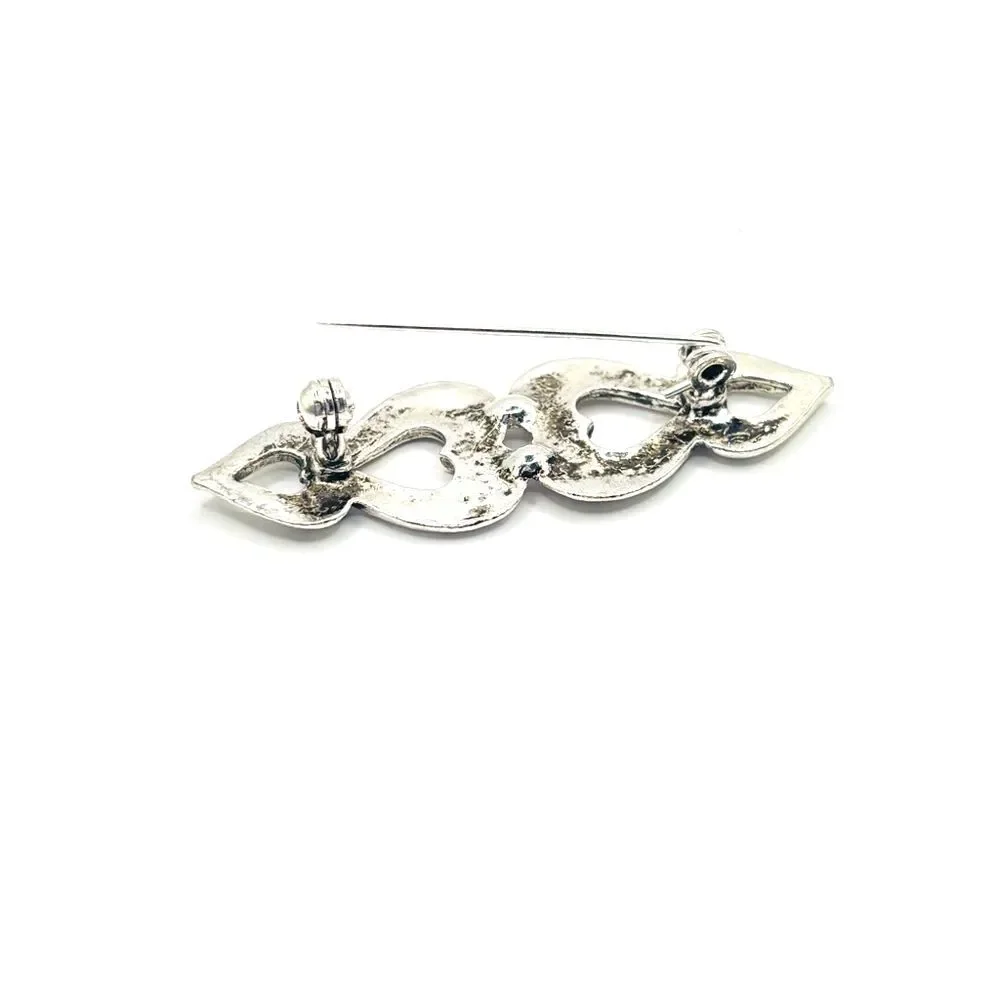 Elegant Silver Open Heart Textured Brooch